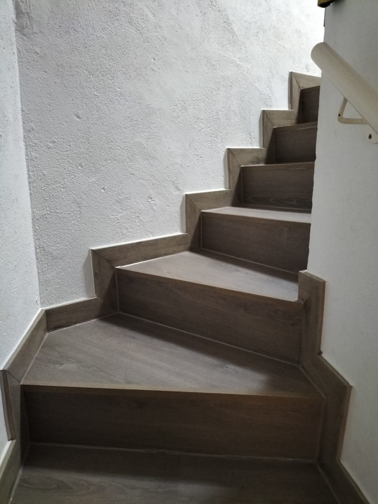 Tarimas y Parquet Ávila - Juan Carlos Jiménez